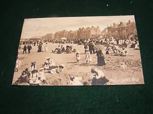 VINTAGE POSTCARD RHYL SEAFRONT SANDS ANIMATED CROWDS - Picture 1 of 2