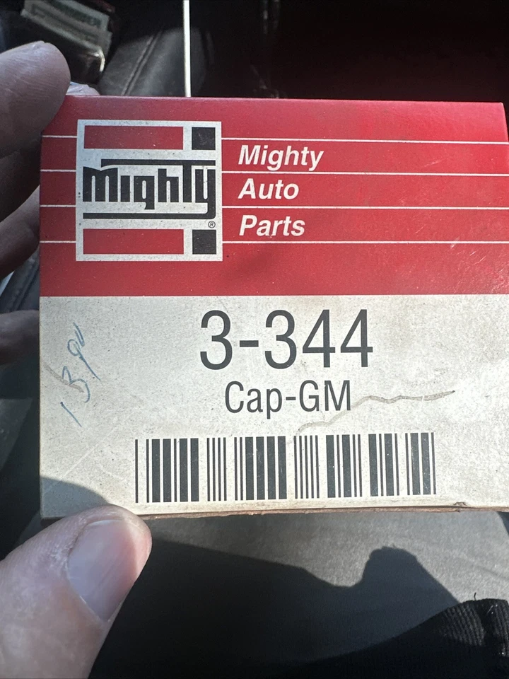 TAMPA DISTRIBUIDORA MAYYY 3-344 NOS NOVA NA CAIXA também # D580A, DC640, 3D1041, DC1015, DR460 - Imagem 1 de 2