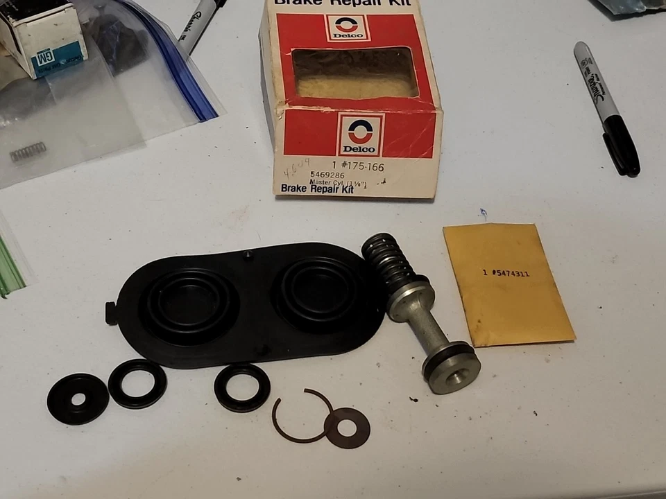 GM NOS 1968 Pontiac Firebird Lemans  Brake Master Cylinder Repair Kit # 5469286 - Image 1 of 2
