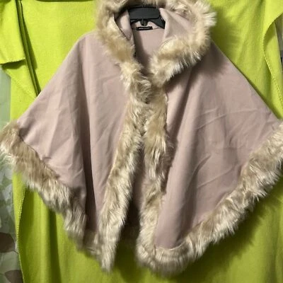 Luigi Moda Wool Fur Poncho with Hood Made in Italy Large Cozy - Image 1 of 4