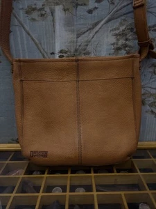 Bolso Bandolera Bolso de Hombro Cartera Duluth Trading Co Cuero Guijarro Marrón Usado en Excelente Condición - Imagen 1 de 13