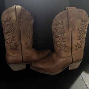 WOMENS STELING RIVER COWBOY BROWN SNIP TOE BOOTS SIZE 7 - Picture 1 of 6