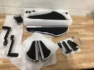 Juego de suelo Harley Davidson Touring - negro/aluminio - nuevo - Imagen 1 de 3