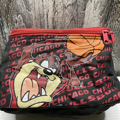 Vintage Chicago Bulls Looney Tunes Bag NBA Taz Tazmanian Devil Lunch Bag Rare Cover
