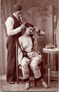 cc Pijama gente francesa desnuda pareja amor mujer arriesgada vieja años 20 foto postal - Imagen 1 de 2