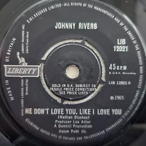 Johnny Rivers - He Don't Love You, Like I Love You - Excellent Condition 1965 7" - Picture 1 of 2