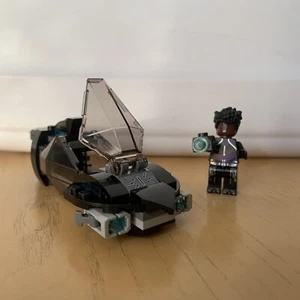 Lego 76213 Shuri Minifigur & U-Boot Black Panther Wakanda Forever - Bild 1 von 6