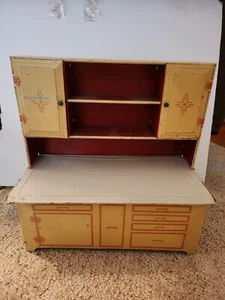 Vintage Wolverine Child's Tin Toy Red/Cream Kitchen Hutch! - Picture 1 of 14