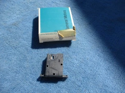 1977 1978 1979 Chevy Nova Pontiac Ventura  Low Coolant Sensor NOS GM # 12004704 - Image 1 of 4