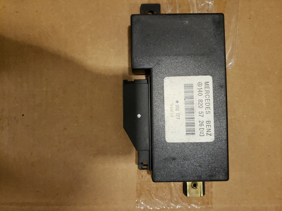 1994 年 1995 梅赛德斯奔驰 S420 & S500 °1408205726° 警报控制模块 — 第 1/3 张图片