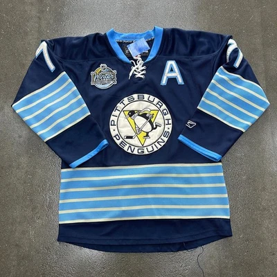 Camiseta deportiva clásica de invierno Malkin vintage de los Pittsburgh Penguins Foto 1 de 2