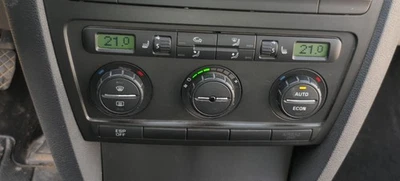 Skoda Octavia 1Z Control Unit Air Conditioning 1Z0907044AC Heating - Image 1 of 4