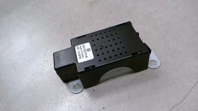 Antennenverstärker 5M0035570B VW Golf 1.4 TSI DSG Bj 2009 5K 2408831 - Bild 1 von 3