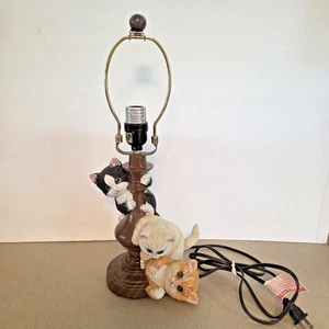 The Bradford Exchange Cat-Tastrophe Fully Sculpted Table Lamp Love for Cats READ - Picture 1 of 5