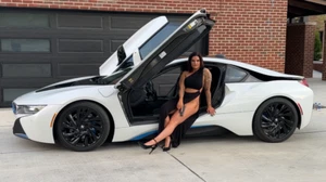 2017 BMW i8 Coupe - Picture 1 of 22