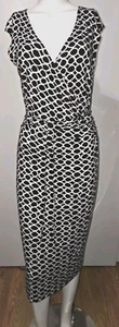 Cute Comfy Moda International Size 8 Surplice V-neck Dress Sleeveless Geo  Print - Picture 1 of 21