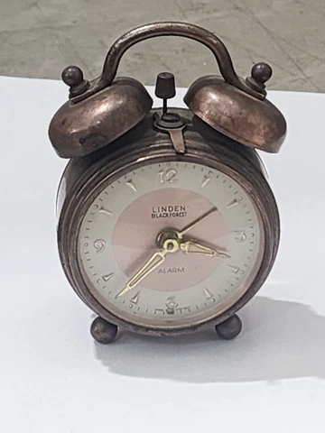 OLD LINDEN BLACK FOREST DOUBLE BELL TOP - PEG LEG ALARM CLOCK - NICE Cover