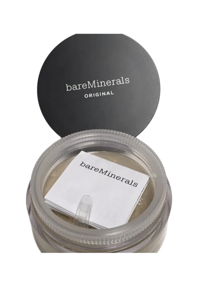 BareMinerals Original Foundation- broad spectrum SPF 15 Golden Medium W20 - Image 1 of 1