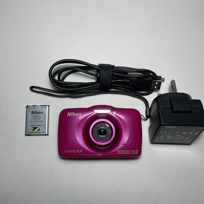 Nikon Coolpix S32 13.2MP Waterproof Digital Camera Tested + Charger, Battery - Image 1 of 4