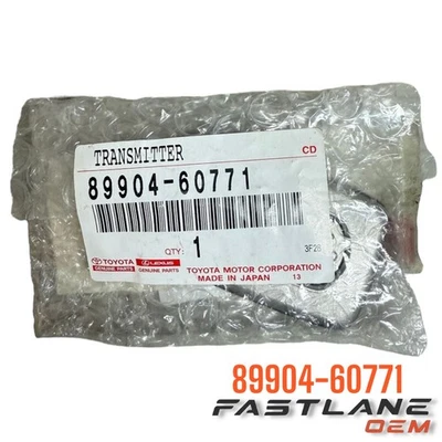 Toyota Land Cruiser 2008-2016 transmisor de control de puerta nuevo OEM 89904-60771 Foto 1 de 4