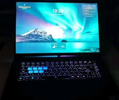 Gigabyte Aorus 16X 9SG 32GB i7 13650HX RTX 4070 1TB SSD Layout E - Immagine 1 di 4