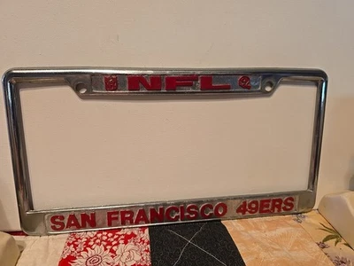 Marco de matrícula de acero inoxidable 49ERS San Francisco NFL, excelente. Estado. Usado Foto 1 de 4