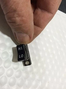 HI/LO BASCULANTE INTERRUPTOR NEGRO FL 1972-81 FX SPORTSTER 1973-81 HD 71546-75A - Imagen 1 de 2