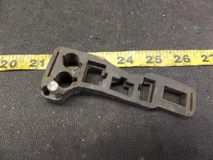 1986 HONDA ATC250 WIRE RELAY STAY BRACKET - Imagen 1 de 1