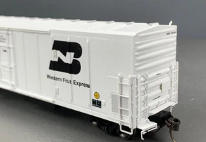 HO InterMountain R-70-15 Mechanical Reefer BNFE #180388 34826-02 - Picture 1 of 12