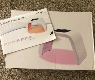 O’melon OMEGA light LED Therapy Skin Care Device Omelon - Image 1 of 2