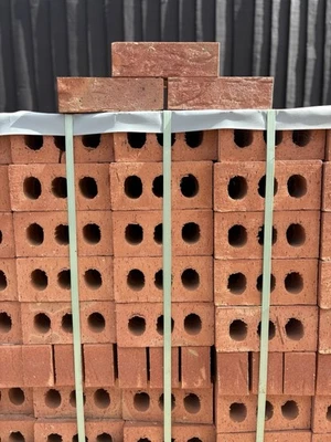 Forterra Village Sunglow Facing Bricks 495 Qty - Image 1 of 4