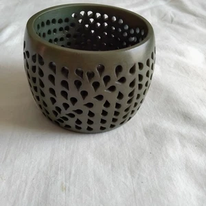 Iris Apfel & Bajalia Olive Green Bone Cutout Chunky Statement Bracelet - Picture 1 of 9