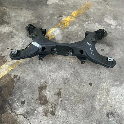 03-11 MERCEDES-BENZ W211 W219 CLS CLASE E SUBCHASIS TRASERO TRAVESAÑO OEM Foto 1 de 4