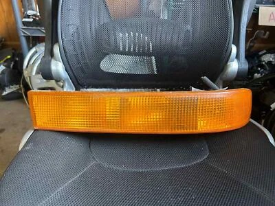 Fits 2003-2014 Chevrolet Express 1500 Right Fog Light OEM#:84218438 Foto 1 de 3