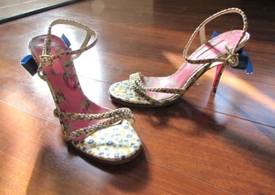 BETSEY JOHNSON ~ Size 8.5 ~ SILK Floral RIBBON BOW Braided Strap Heels Sandals - Image 1 of 4