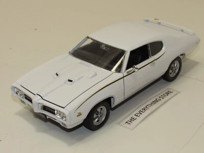 WELLY 69 PONTIAC GTO THE JUDGE 1:24 BRIGHT WHITE NO BOX FREE SHIP - Image 1 of 4