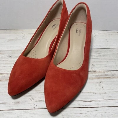 Zapatos de salón Clarks para mujer talla 9W Linvale Jerrica rojo gamuza tacón bloque Foto 1 de 4