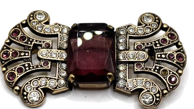 Pin "Arco con piedras" con piedras rojas y transparentes 1,75" Foto 1 de 4