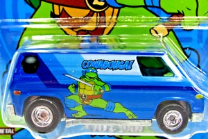 HOT WHEELS 2022 POP CULTURE TMNT SERIES 70'S VAN - Picture 1 of 3