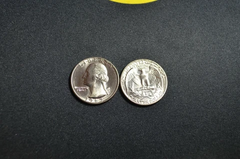 1965 P UNCIRCULATED WASHINGTON QUARTER BUSINESS STRIKE KEY COIN Cover