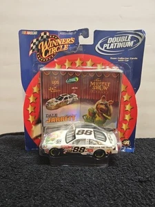 Winner's Circle Double Platinum Dale Jarrett #88 Muppets Kermit Miss Piggy Cards - Picture 1 of 7
