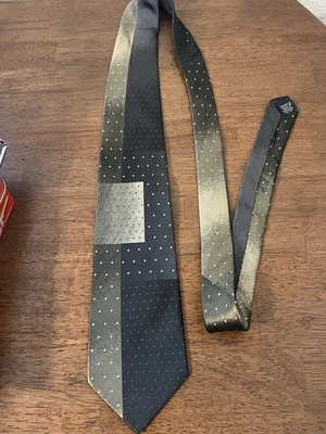 J FERRAR MENS TIE Black Gold Metallic Style Corporate Office Wedding Theater - Image 1 of 4