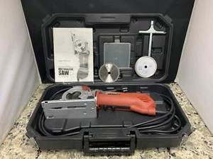 Platinum RZ200 Rotorazer Saw Corded Circular Saw (with 2 Extra Saw Blades) - Picture 1 of 12