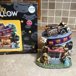 Spooky Hollow PHANTOM STUDIO -Lighted House Halloween Village - W/ Light Cord-7” - Picture 1 of 6
