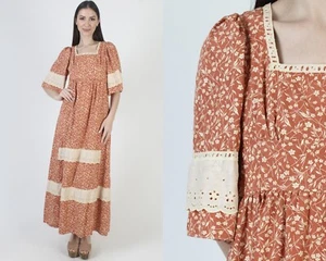 Vintage 70s Kimono Bell Sleeve Dress Autumnal Calico Floral Lace Cottage Maxi 9 - Picture 1 of 7
