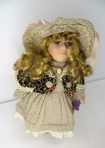 Ashley Belle feines Biskuitporzellan Sammlerstück Andenken Puppe 11 Zoll * - Bild 1 von 5