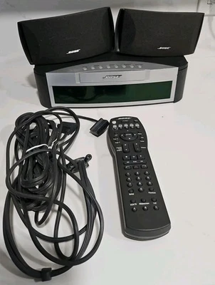 BOSE AV3-2-1 Series DVD/CD Media Center Receiver two speakers and remote - Image 1 of 4