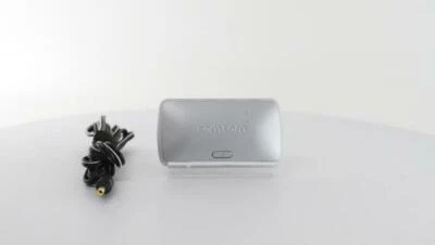 TomTom Bluetooth BT GPS Receiver 12-channel SiRFStar IIe/LP ( 9821X) - Image 1 of 3