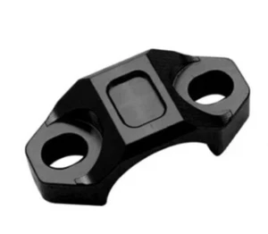 7/8" 22MM UNIVERSAL BRAKE/CLUTCH MASTER CYLINDER CLAMP PERCH MOUNT BLACK NEW - Picture 1 of 2