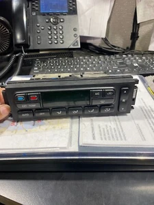 2005-2007 Ford F250 F350 Super Duty A/C Heater Climate Control Automatic Used - Picture 1 of 2